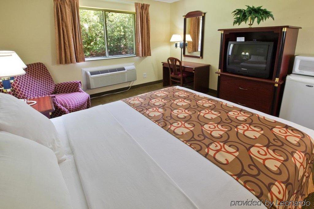 Country Hearth Inn Of Knightdale חדר תמונה